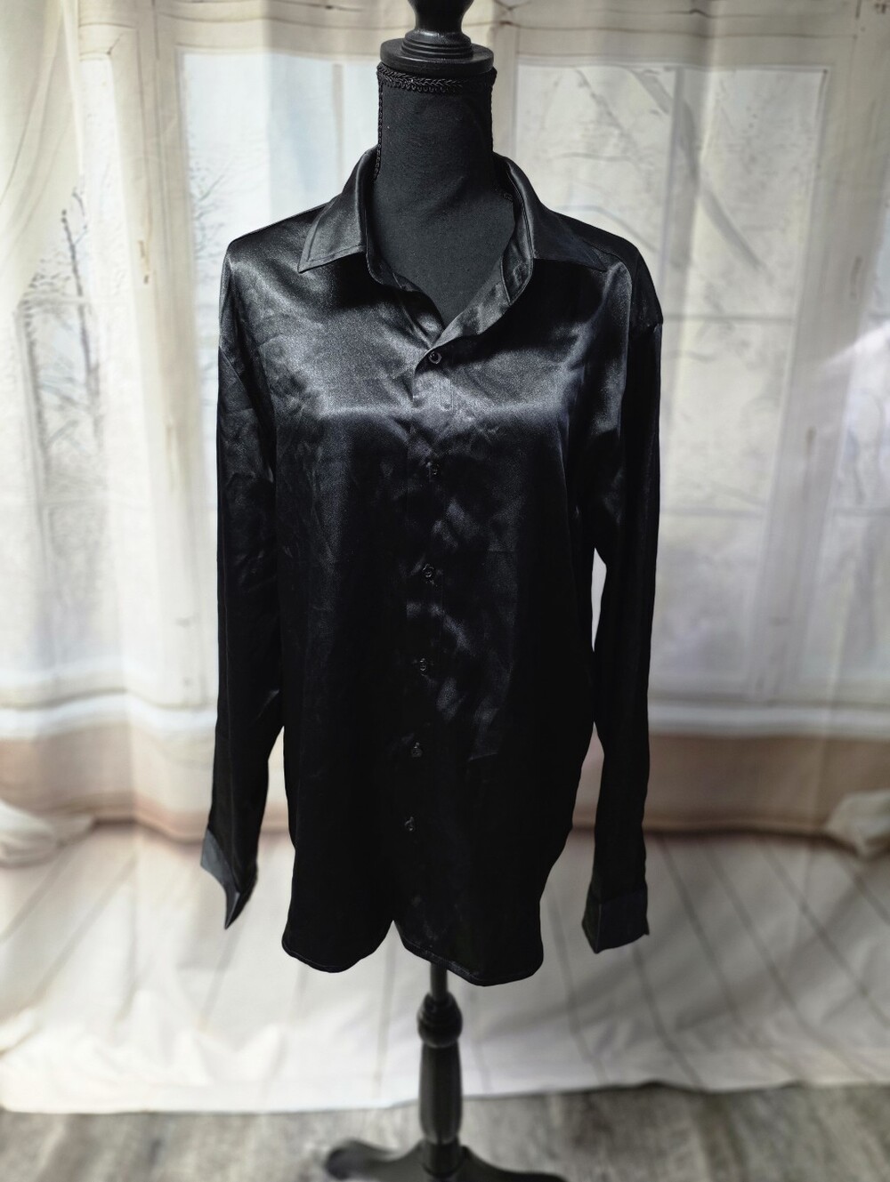 Kohl's Black Satin Long Sleeve Button Shirt